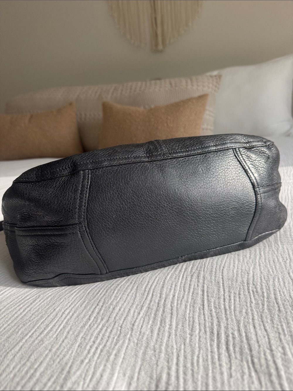 Prada Vitello Daino Leather Hobo Bag – Black Pebbled Leather, Authentic - Picture 4 of 12